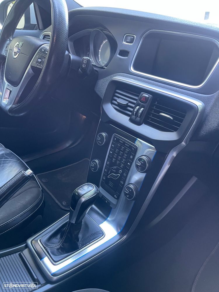 Volvo V40 D2 RDesign - 11