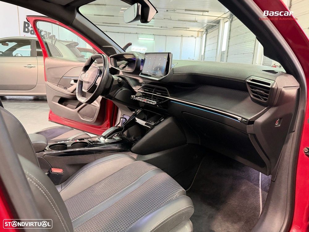 Peugeot e-208 50 kWh GT - 12