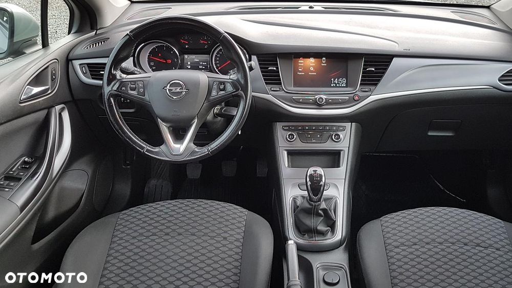 Opel Astra 1.6 CDTI Essentia - 14
