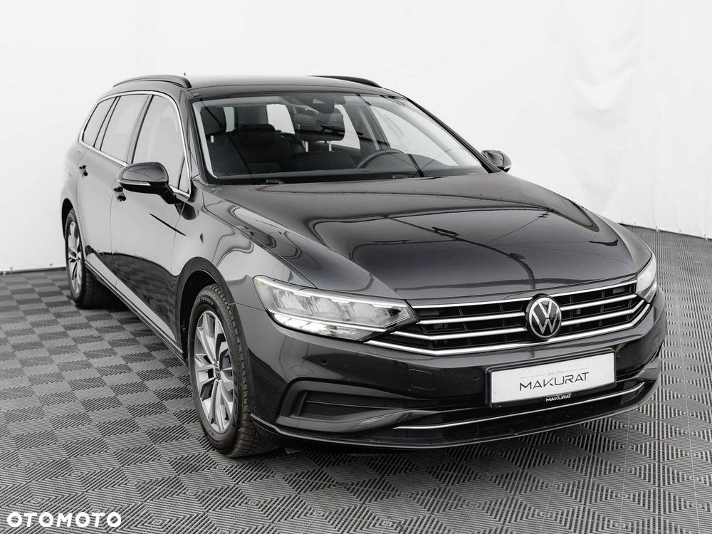 Volkswagen Passat - 4