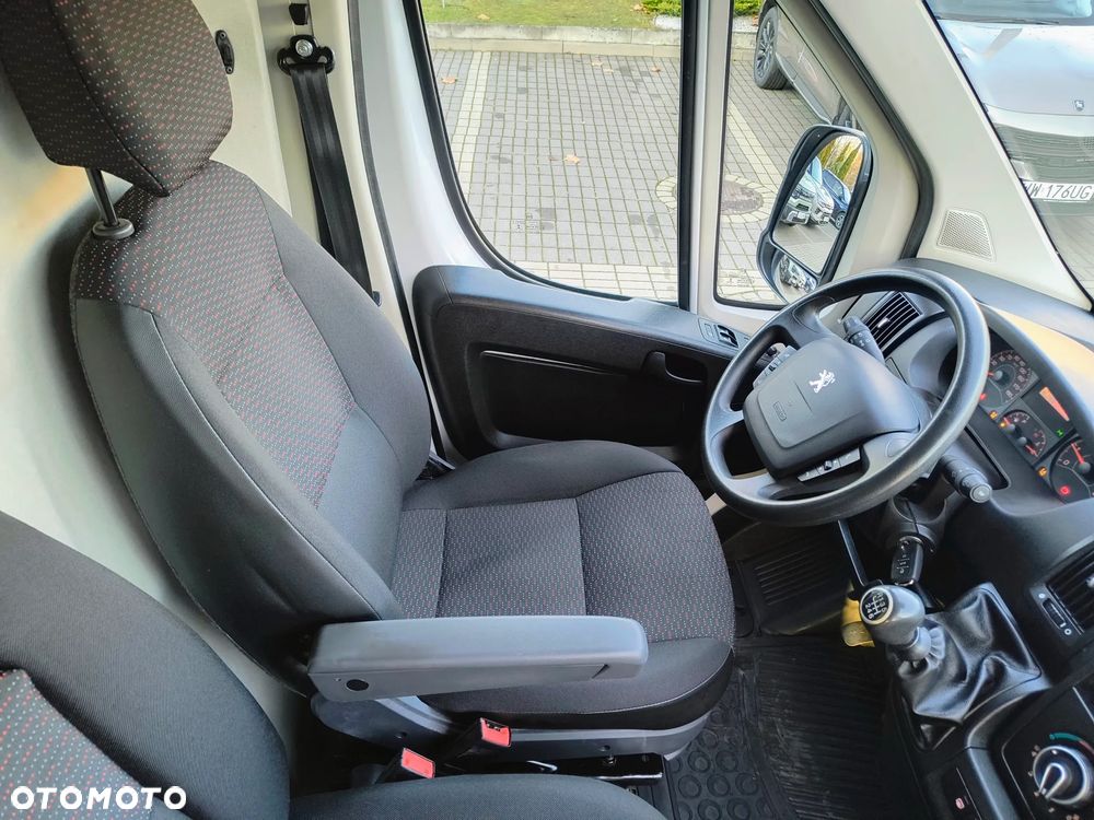 Peugeot Boxer L3H2 140KM Niski Przebieg Navi Kamera VAT23 - 17