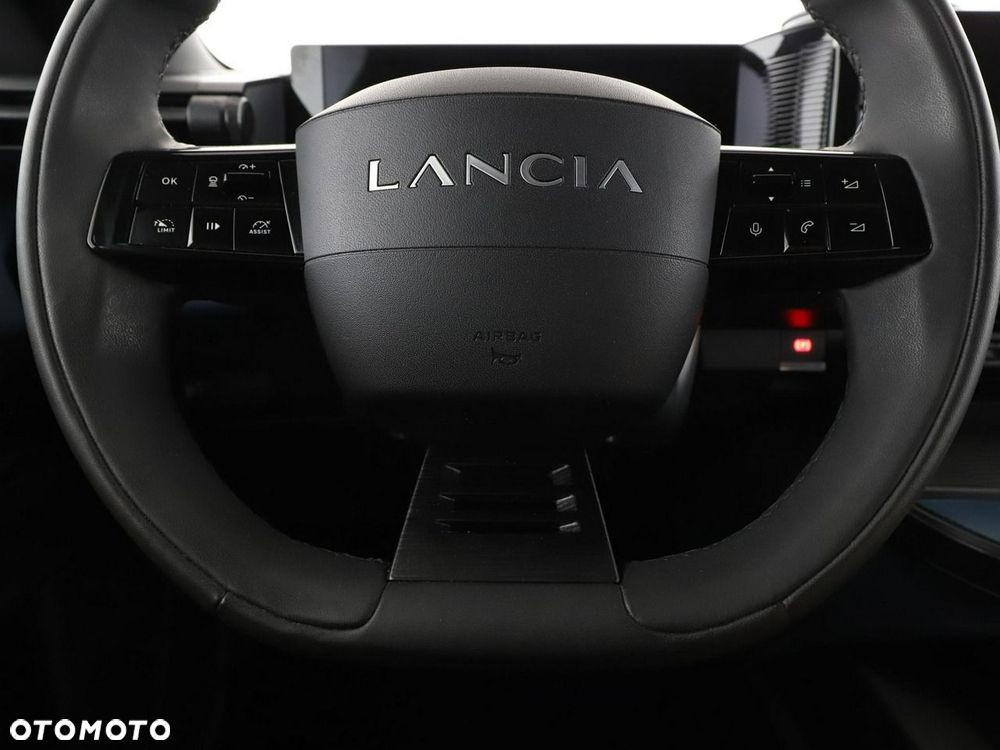 Lancia Inny - 23