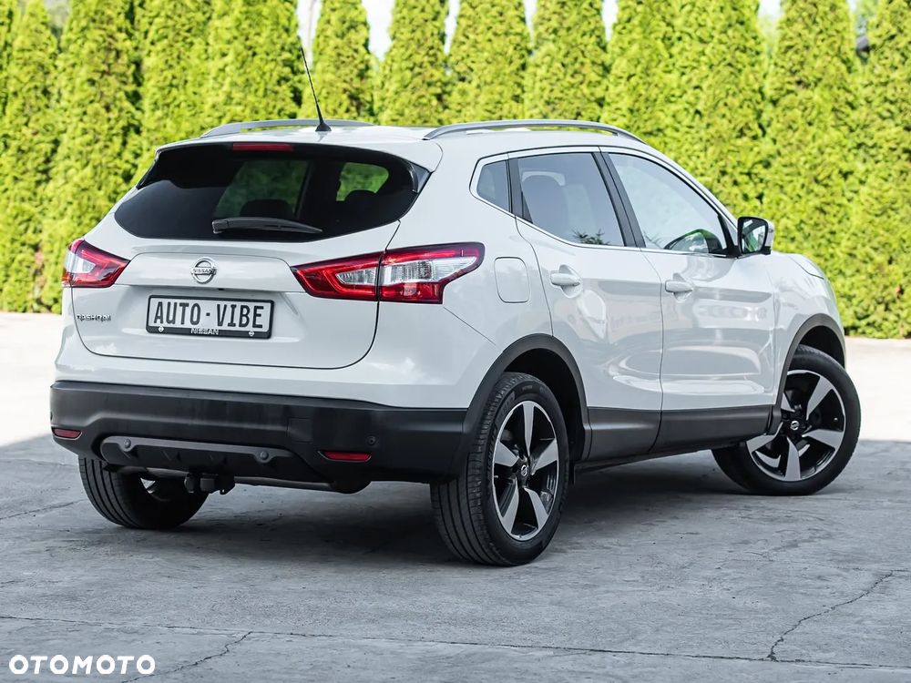 Nissan Qashqai 1.6 DCi Xtronic TEKNA - 13