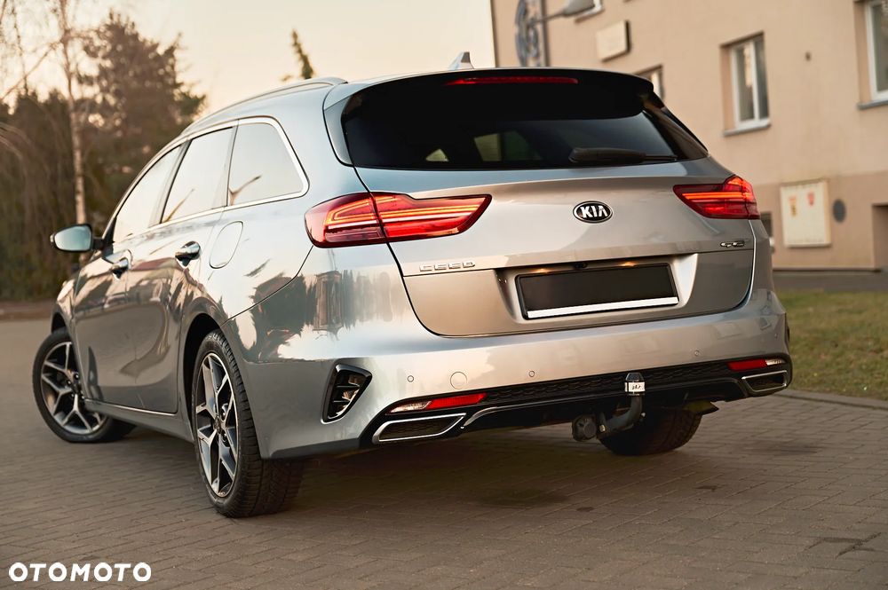 Kia Ceed 1.4 T-GDI DCT OPF GT Line - 17