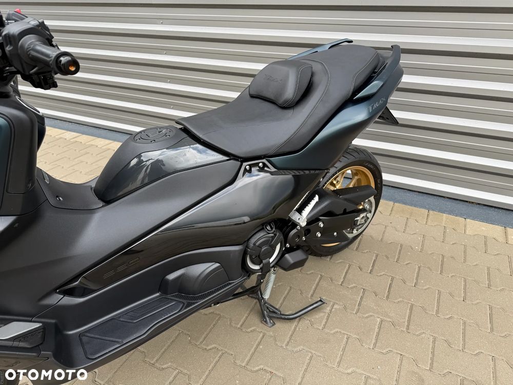Yamaha Tmax - 9
