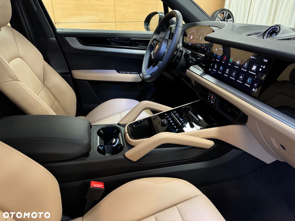 Porsche Cayenne Standard - 10