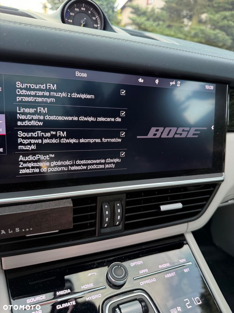 Porsche Cayenne - 18