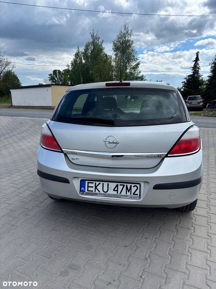 Opel Astra - 4