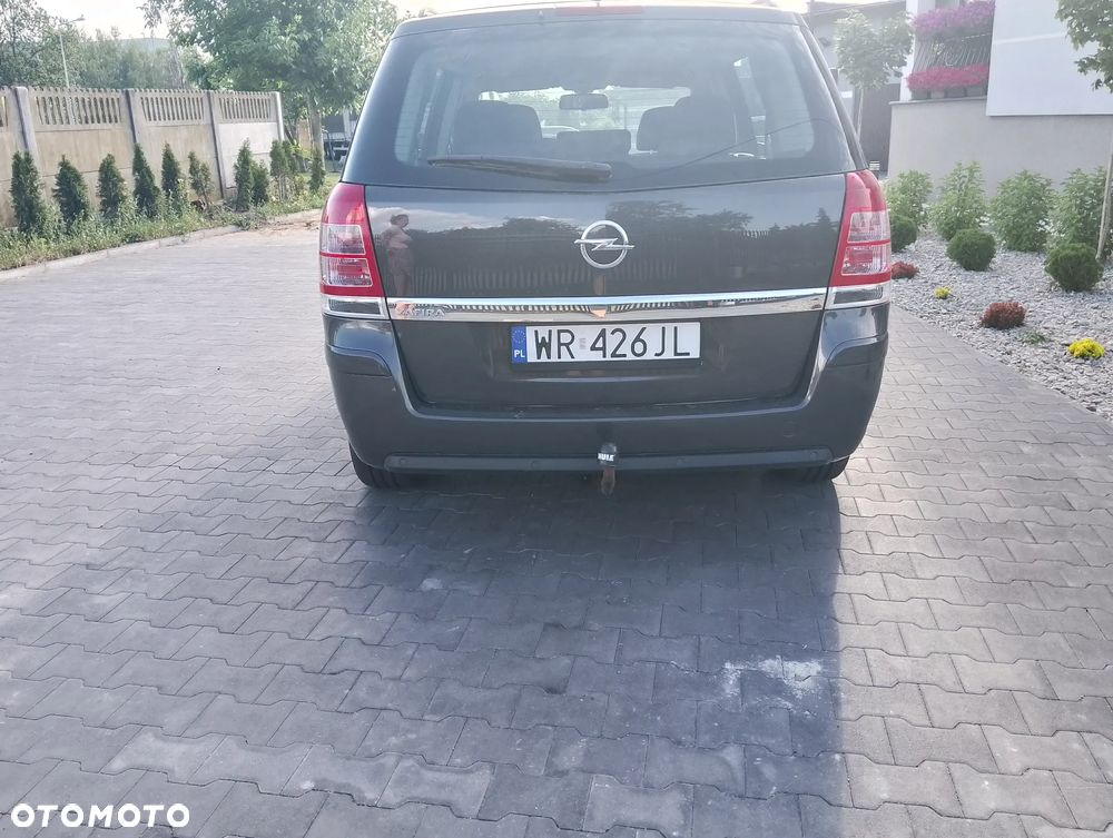 Opel Zafira - 4