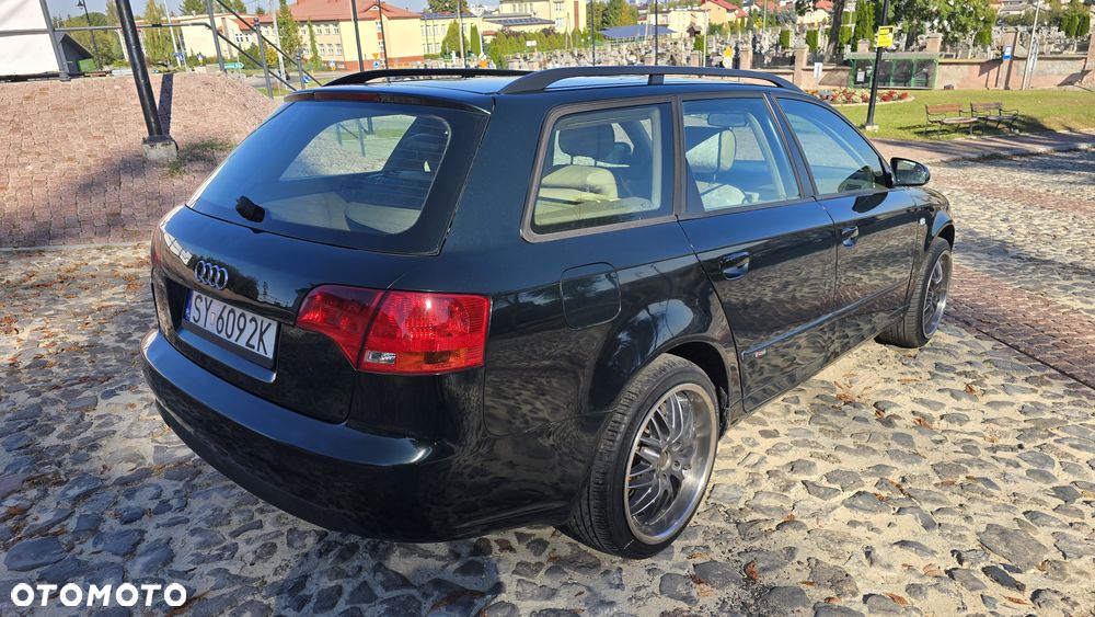Audi A4 Avant - 13