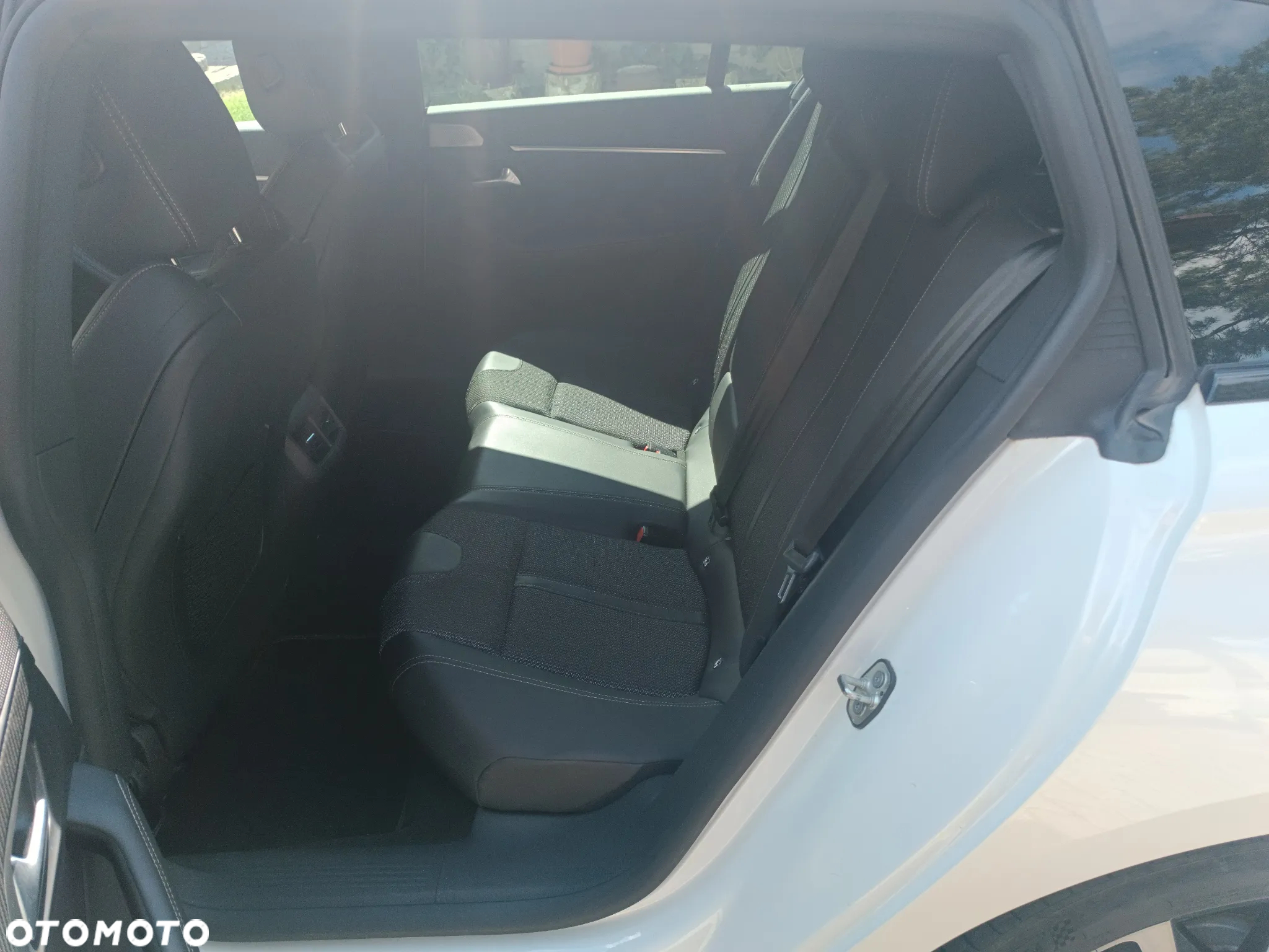 Peugeot 508 1.6 PureTech HYbrid PHEV GT Line S&S EAT8 - 11