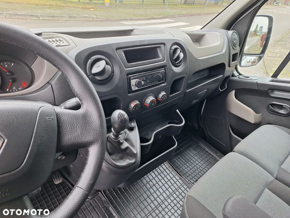 Renault Master - 18