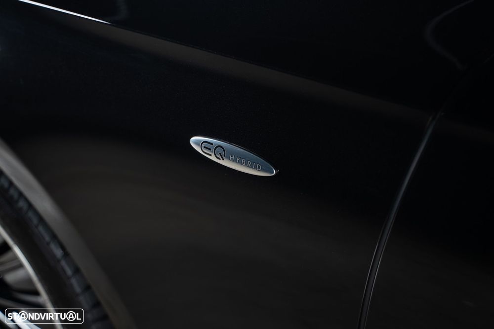 Mercedes-Benz E 300 Standard - 11