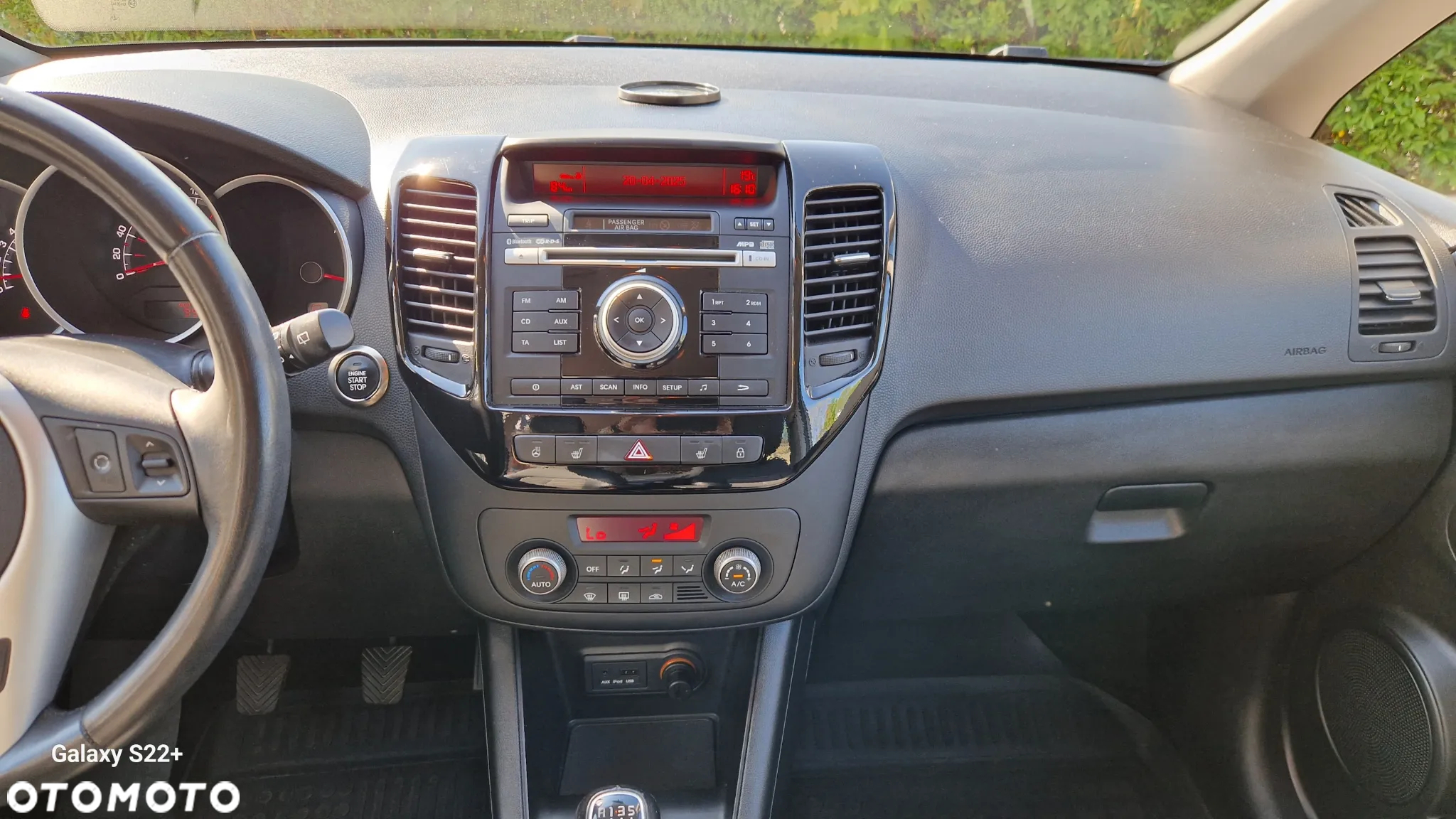 Kia Venga 1.6 CVVT Dream Team Edition - 9