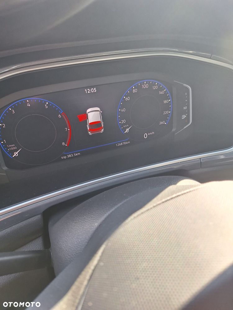 Volkswagen T-Roc 1.5 TSI Life DSG - 12
