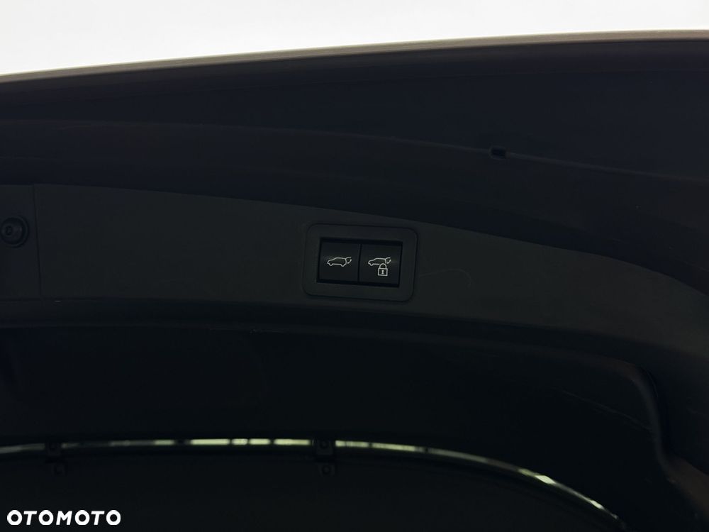 Toyota Corolla 2.0 Hybrid Style - 20