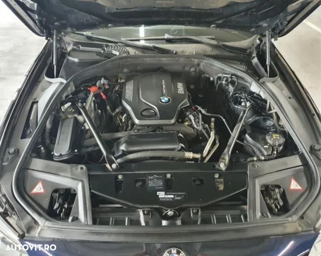 BMW Seria 5 520d AT - 8