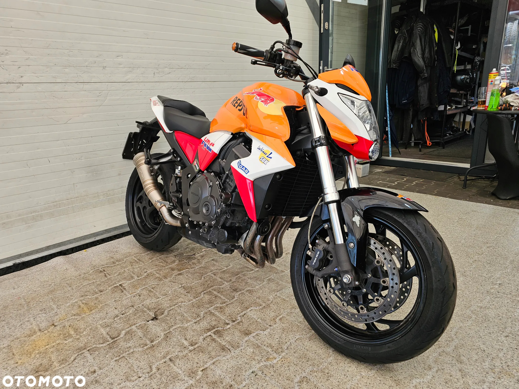 Honda CB - 11