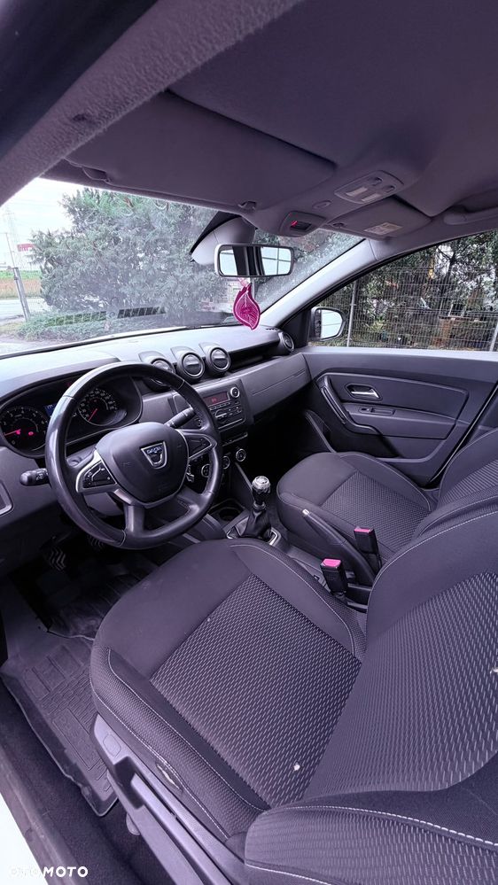 Dacia Duster 1.5 dCi Laureate - 8