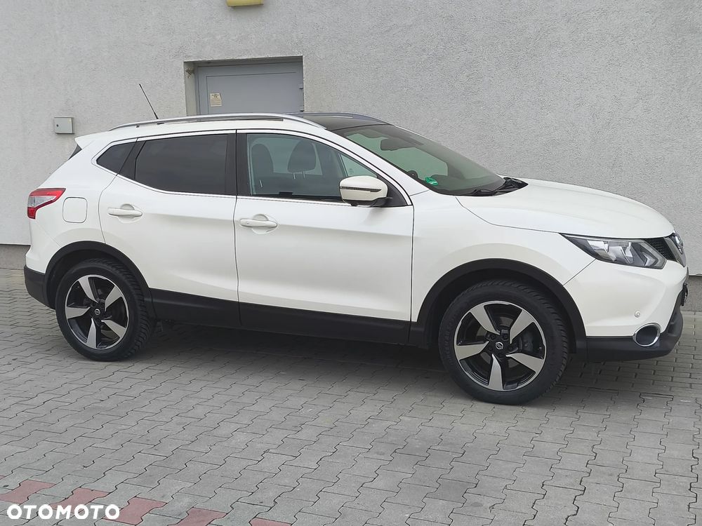 Nissan Qashqai 1.6 DIG-T Tekna - 4