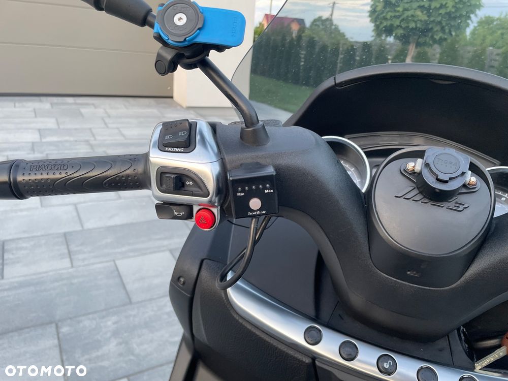 Piaggio MP-3 - 8