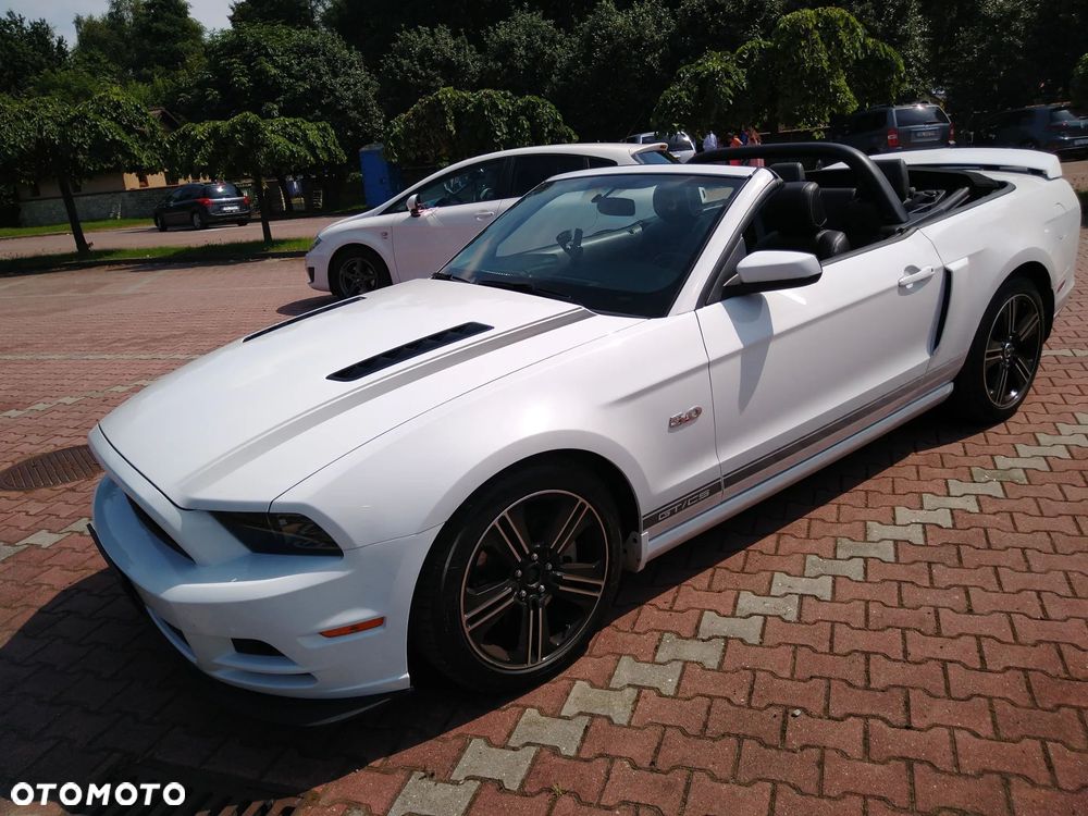 Ford Mustang 5.0 Ti-VCT V8 GT - 2