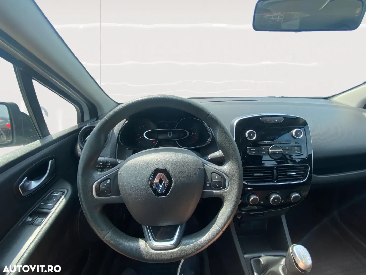 Renault Clio IV TCe Life - 11