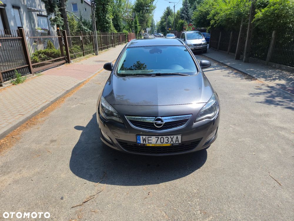 Opel Astra 1.4 T Cosmo - 1
