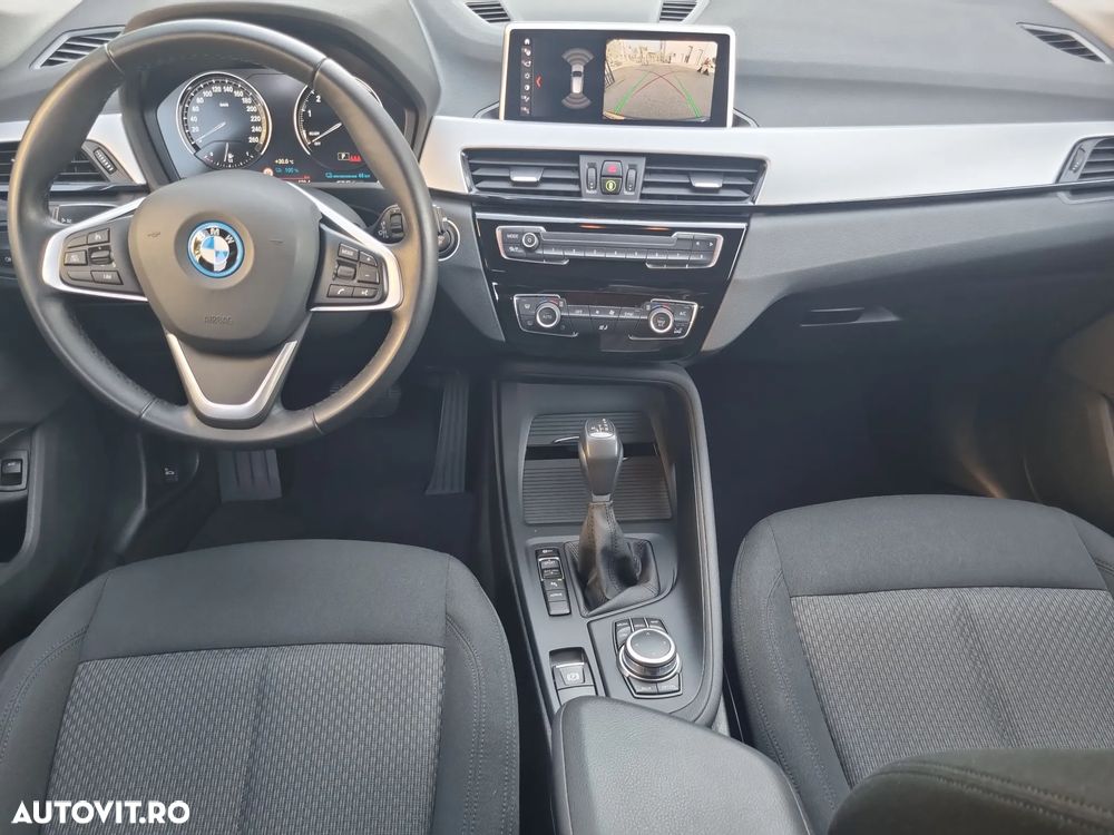 BMW X1 xDrive25e AT PHEV - 11