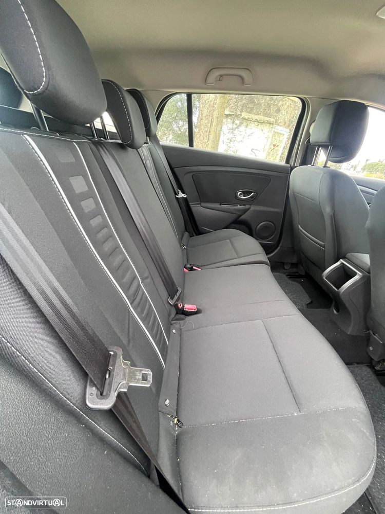 Renault Mégane Sport Tourer 1.5 dCi Dynamique S SS - 9