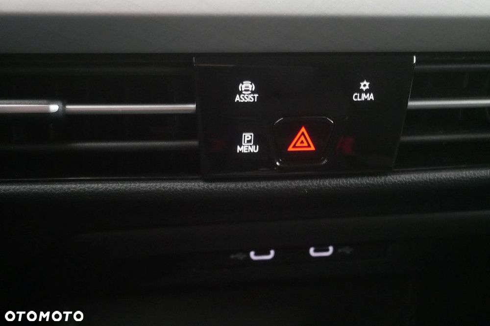 Volkswagen Golf Variant - 17