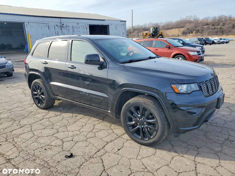 Jeep Grand Cherokee - 5
