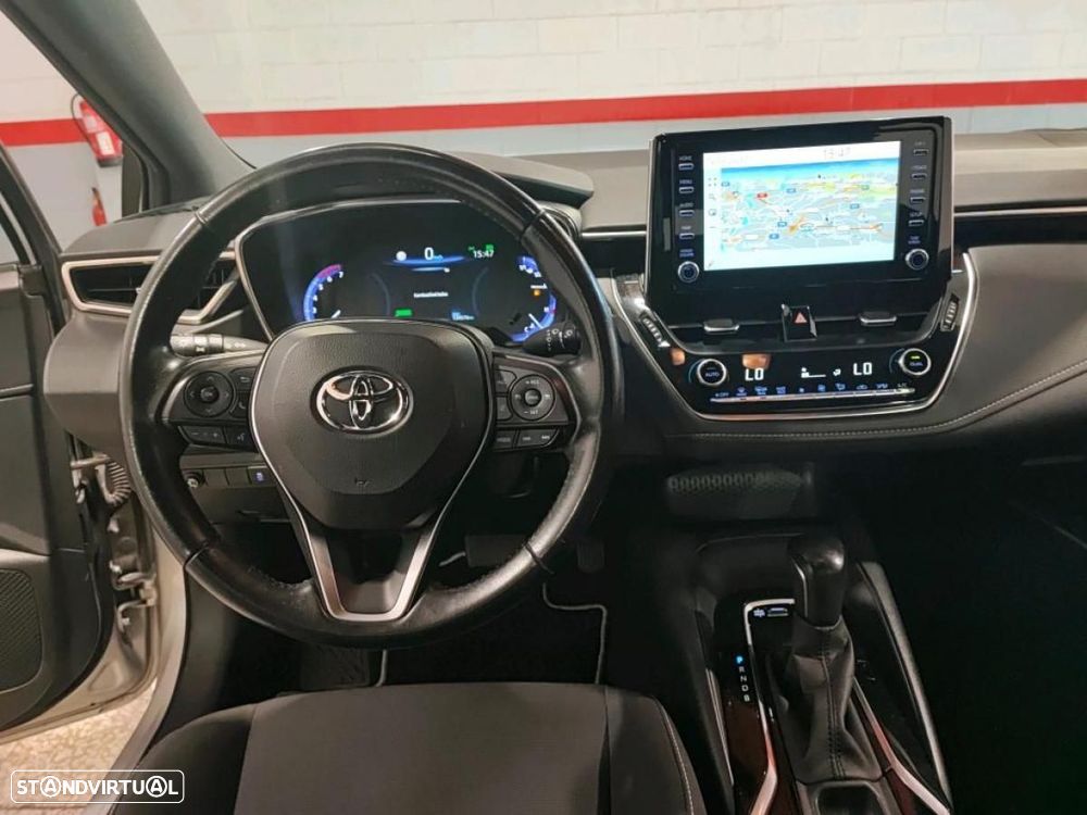 Toyota Corolla Touring Sports - 2