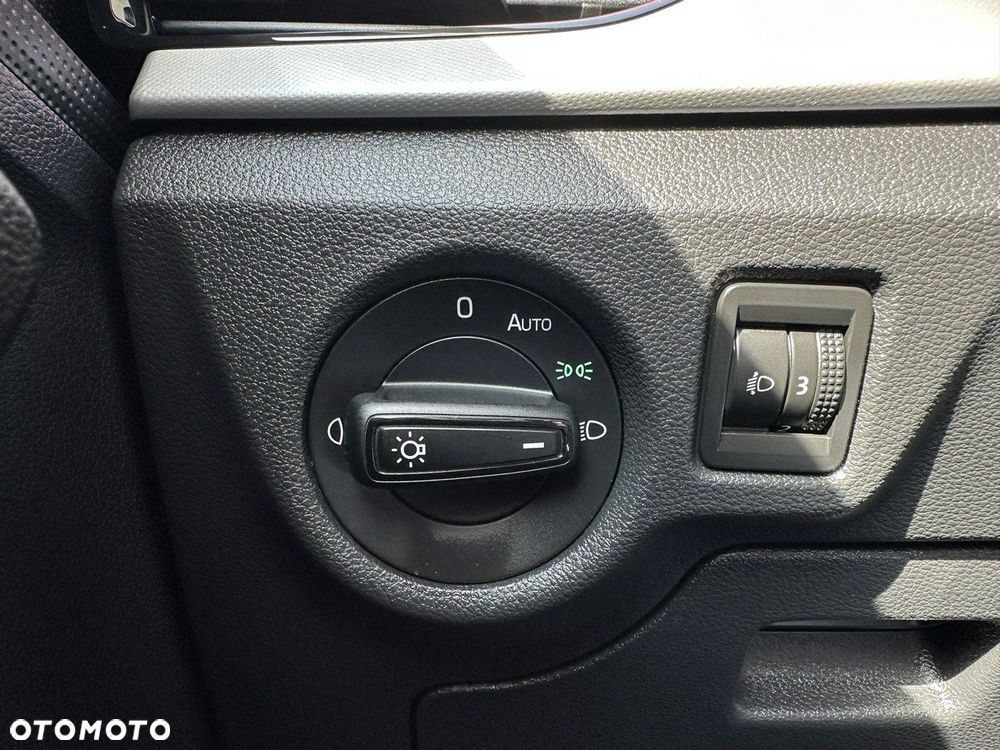 Skoda Kamiq 1.6 TDI DSG Ambition - 36