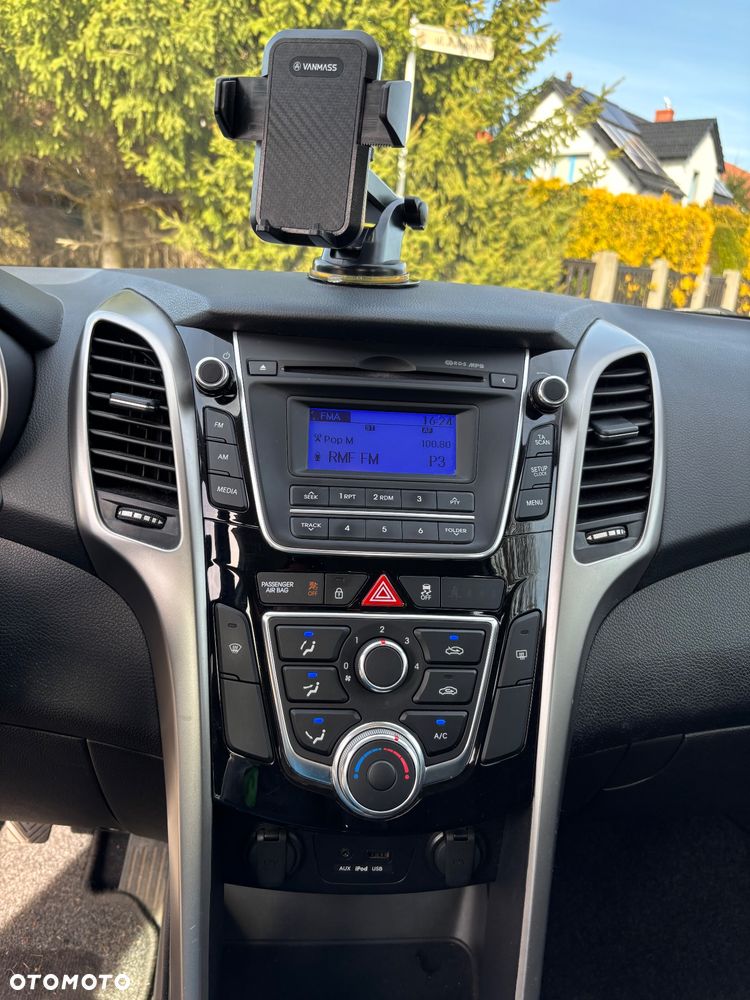 Hyundai i30 i30cw 1.4 Advantage - 12