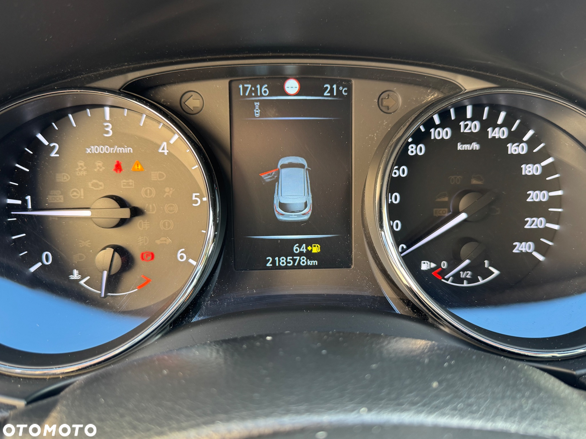 Nissan Qashqai 1.6 dCi Tekna - 17