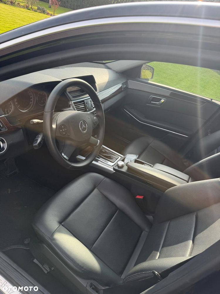 Mercedes-Benz Klasa E 250 CDI 4Matic 7G-TRONIC - 3