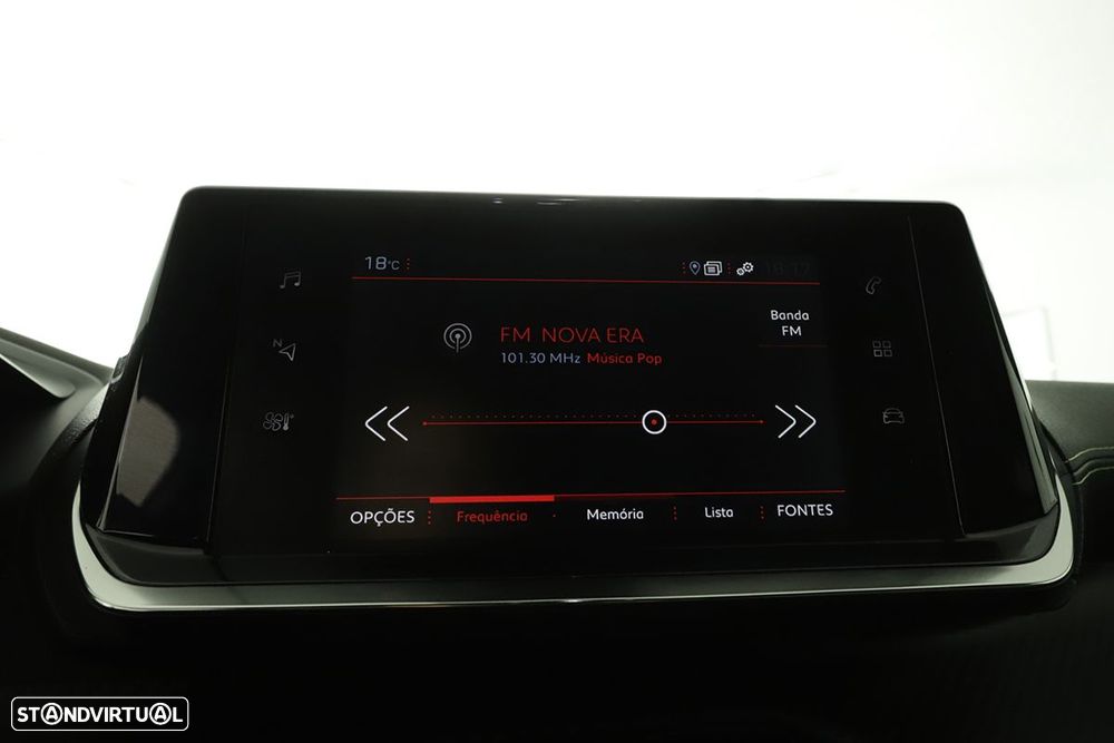 Peugeot 2008 1.2 PureTech GT EAT8 - 10