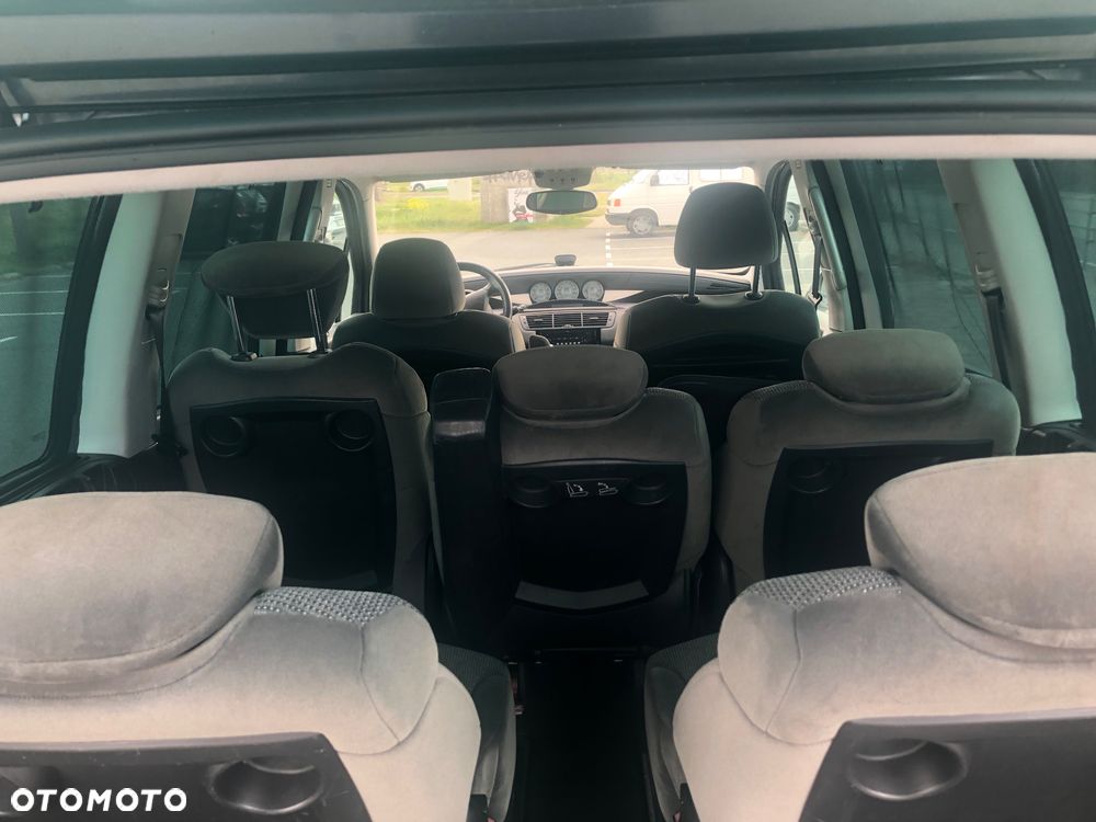 Citroën C8 2.0 16V Style - 22