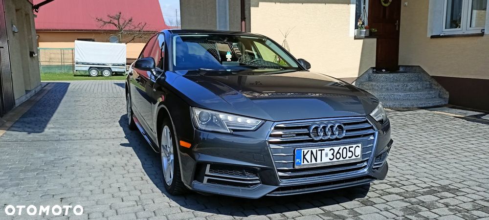 Audi A4 - 1