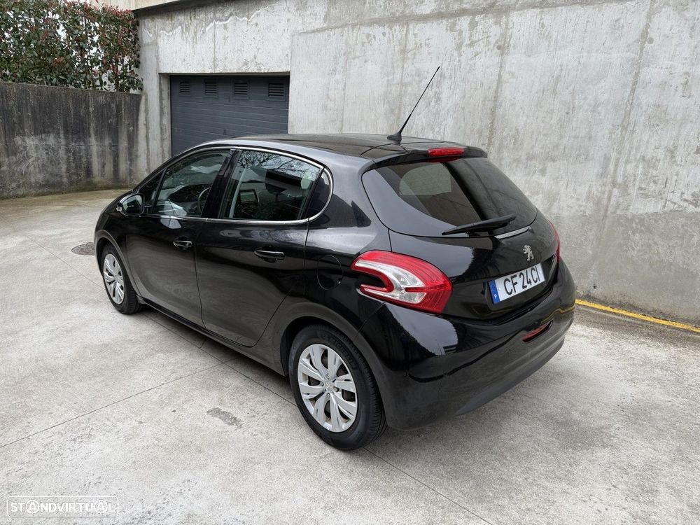 Peugeot 208 1.6 e-HDi Allure - 7
