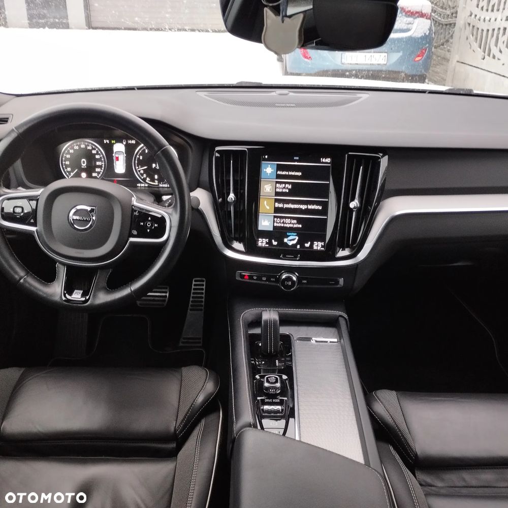 Volvo S60 B4 B R-Design - 5