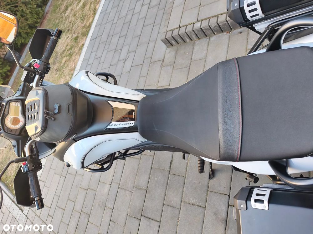 Suzuki V-STROM - 17