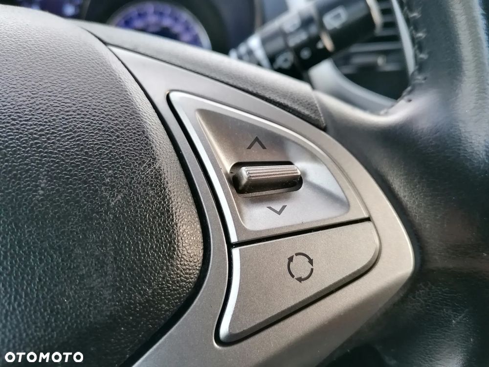 Hyundai ix20 1.4 Premium - 18