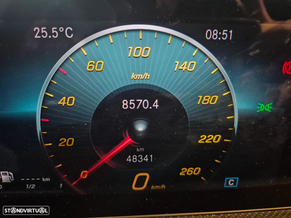 Mercedes-Benz A 160 AMG Line - 11