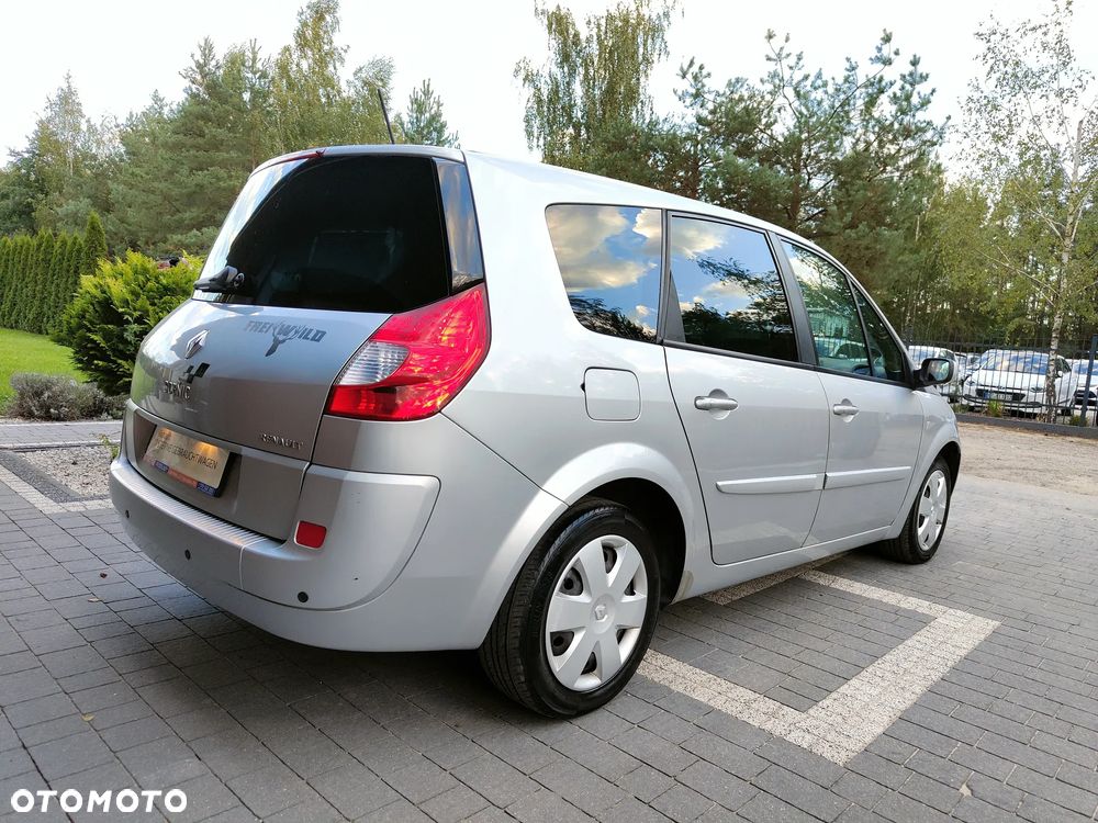 Renault Grand Scenic 2.0 16V Confort Expression - 16