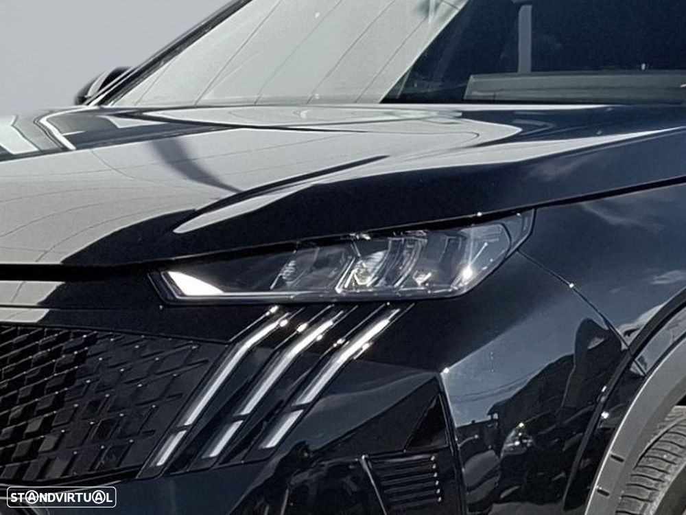 Peugeot 5008 1.2 Hybrid Allure e-DCS6 - 17