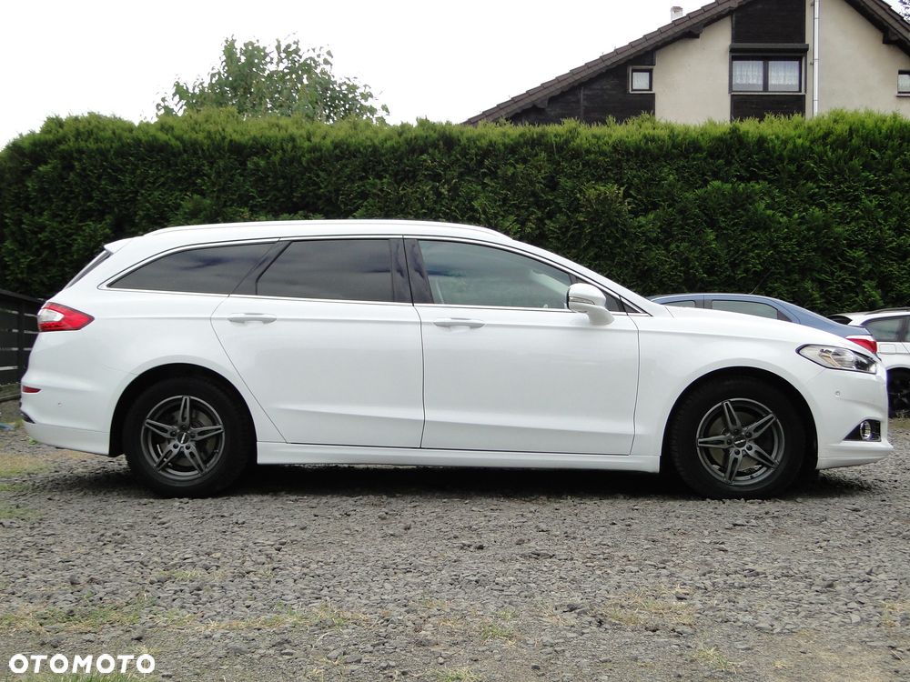 Ford Mondeo 2.0 TDCi Titanium PowerShift - 4