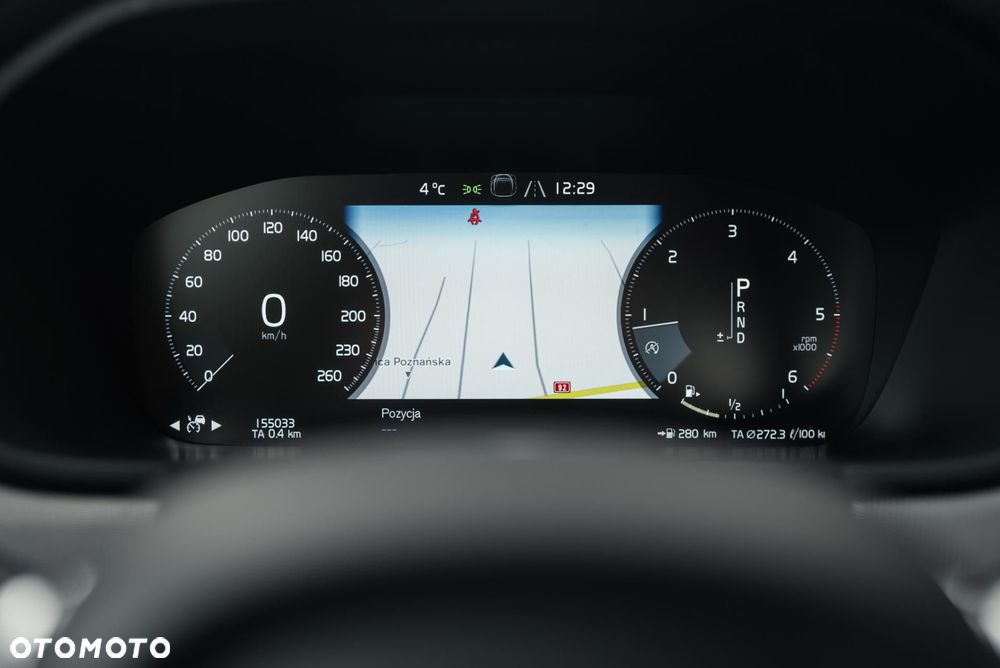 Volvo S90 D5 AWD R-Design - 28