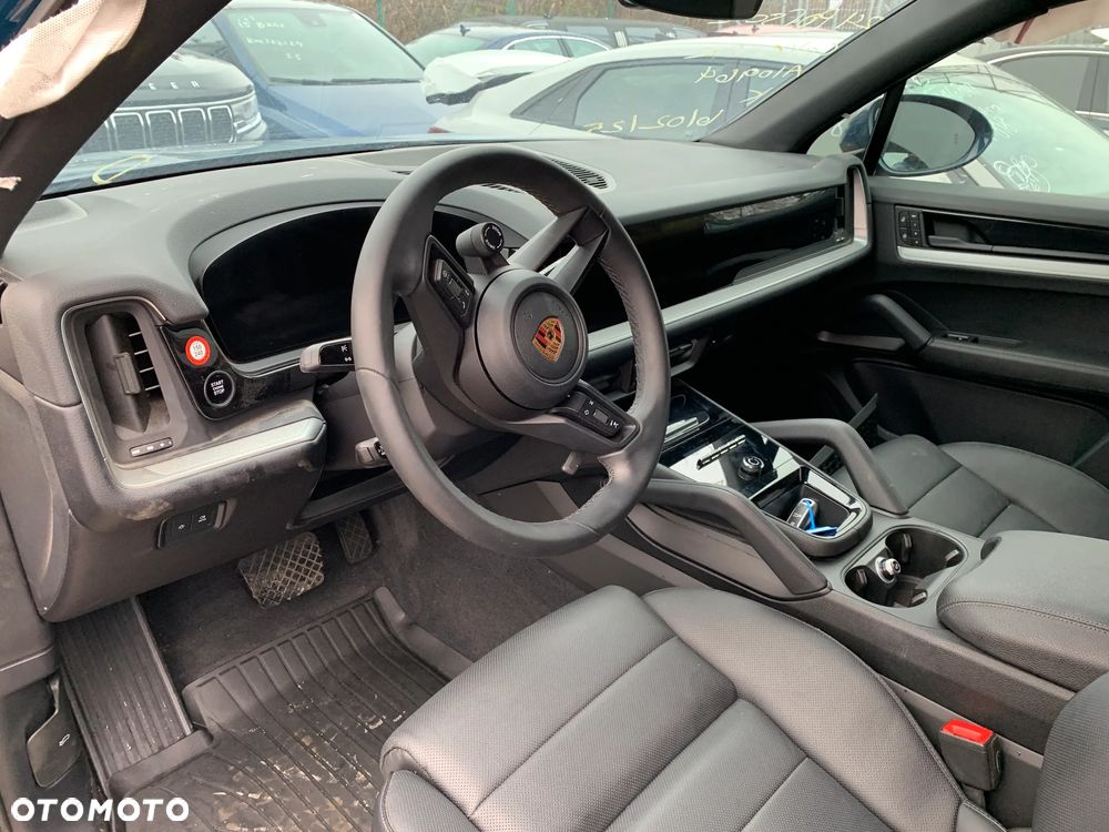 Porsche Cayenne - 20